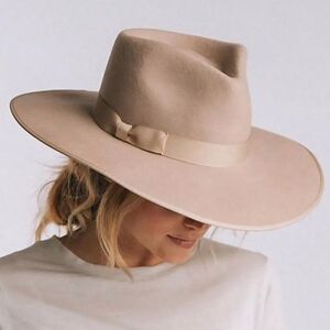 Lack of Color Zulu Rancher in Sand